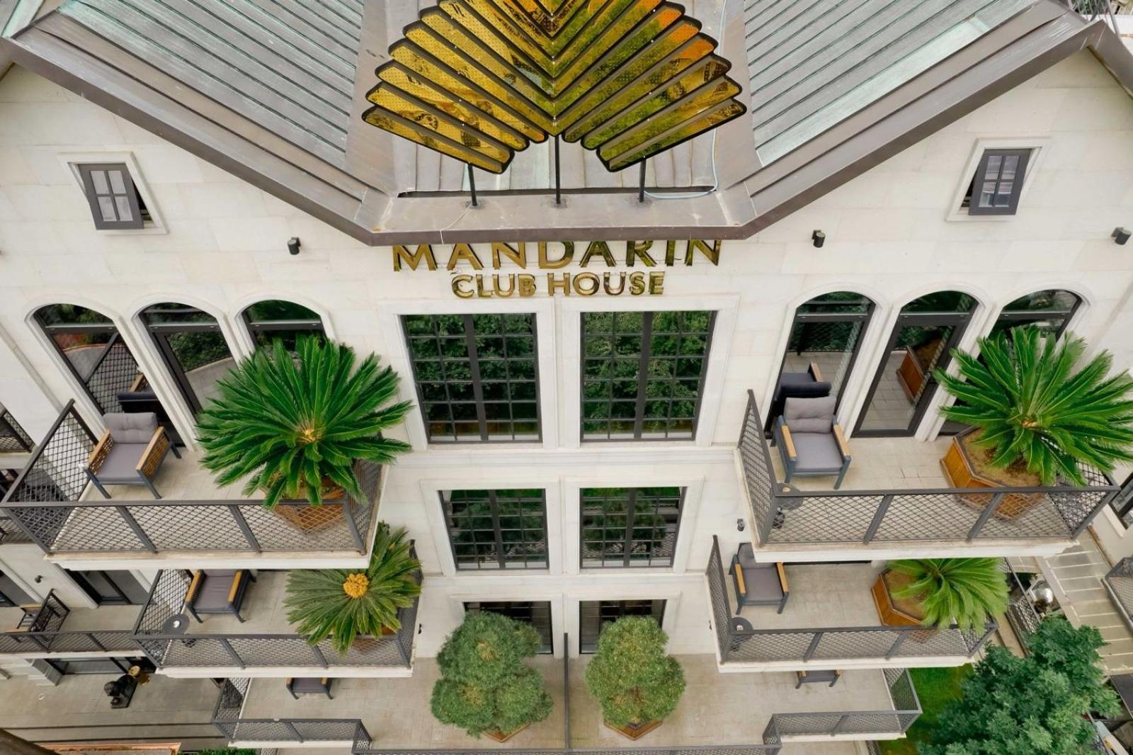 Mandarin Club House Hotel Batumi Exterior photo
